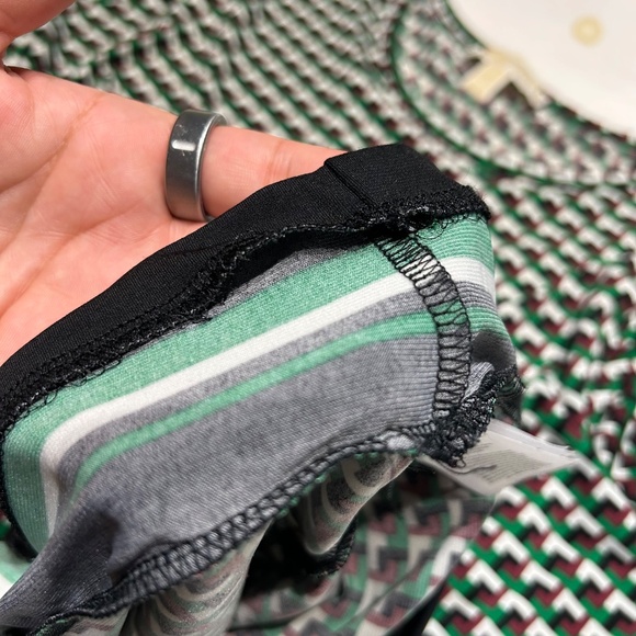 Michael Kors women size XL long sleeve top brown green geometric stretch jersey - Picture 14 of 15